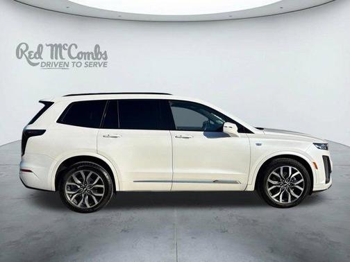 Crystal White 2021 Cadillac XT6 Sport AWD