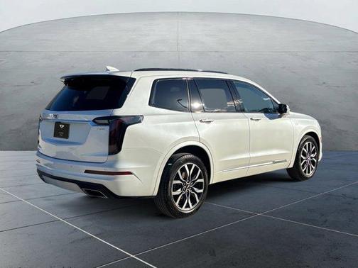 Crystal White 2021 Cadillac XT6 Sport AWD