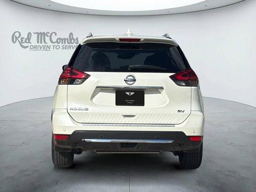 White 2019 Nissan Rogue SV
