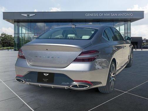 2026 Genesis G70 2.5T Prestige
