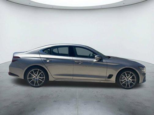 2026 Genesis G70 2.5T Prestige