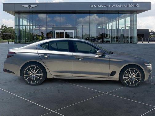 2026 Genesis G70 2.5T Prestige
