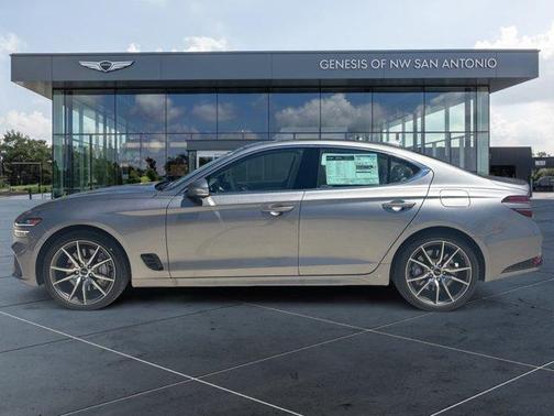 2026 Genesis G70 2.5T Prestige