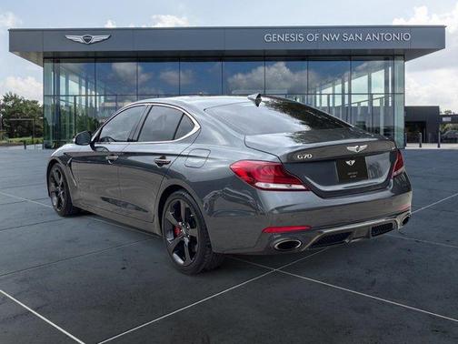 2019 Genesis G70 3.3T Design
