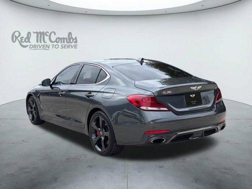 2019 Genesis G70 3.3T Design