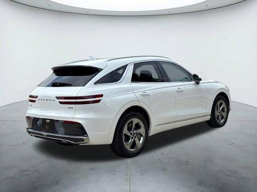 Alta White 2026 Genesis GV70 2.5T