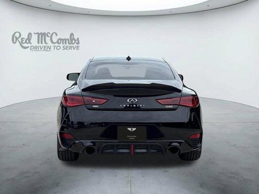 Black Obsidian 2017 INFINITI Q60 3.0T Premium