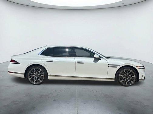 2026 Genesis G90 3.5T e-SC