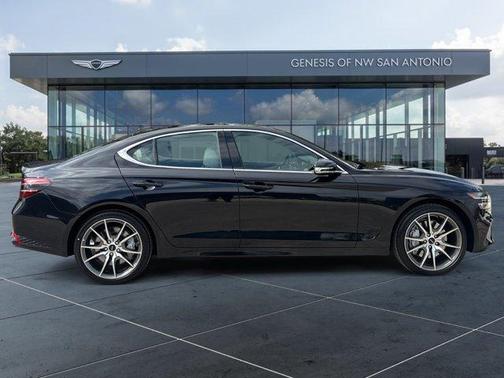 Vik Black 2026 Genesis G70 2.5T