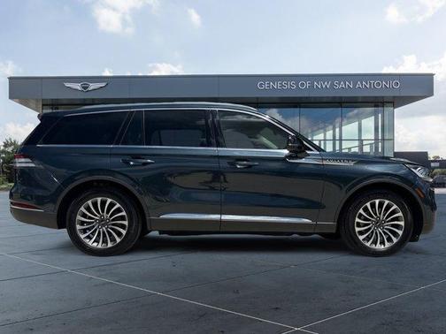 2022 Lincoln Aviator Reserve RWD
