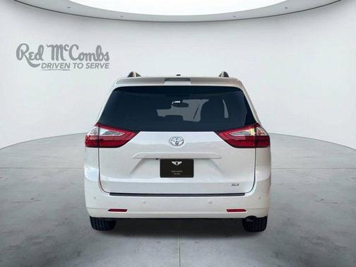 2015 Toyota Sienna XLE Premium