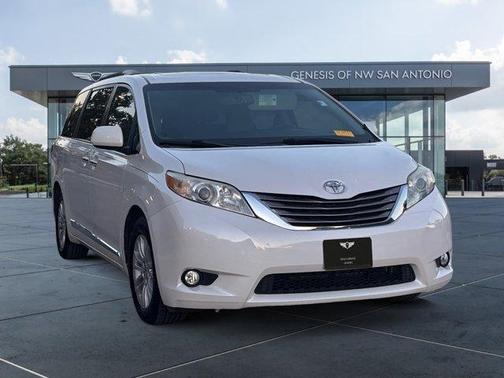 2015 Toyota Sienna XLE Premium