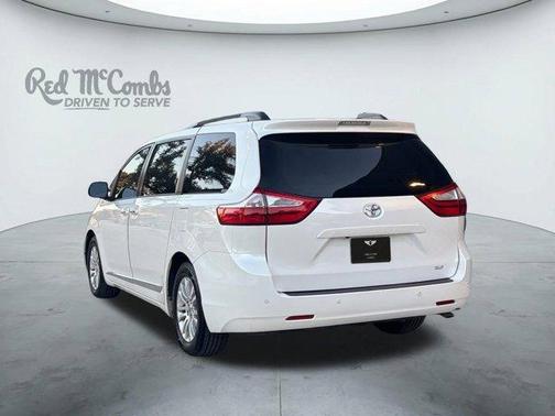 2015 Toyota Sienna XLE Premium
