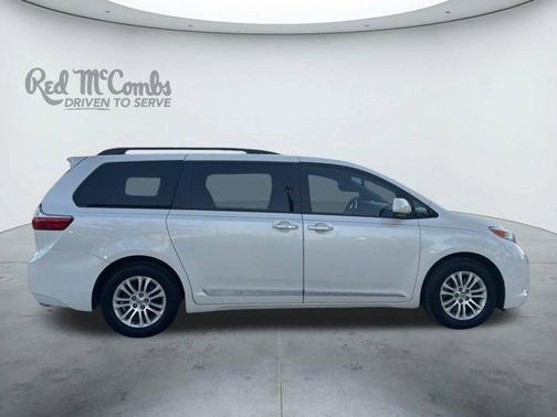 2015 Toyota Sienna XLE Premium