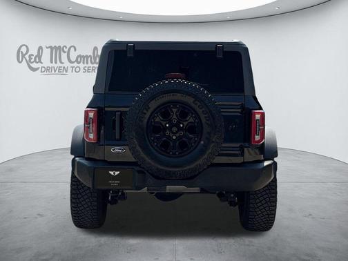 Shadow Black 2024 Ford Bronco Wildtrak