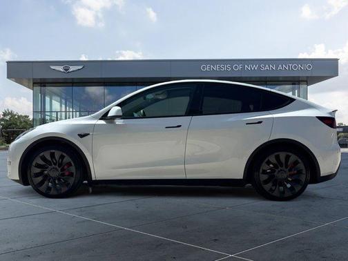 2024 Tesla Model Y Performance
