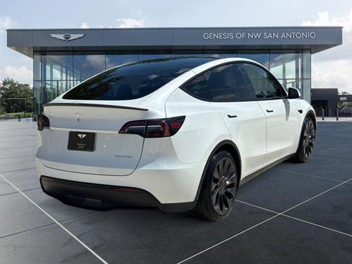 2024 Tesla Model Y Performance