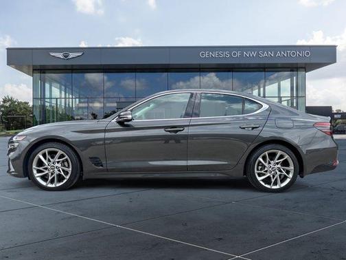 2022 Genesis G70 2.0T