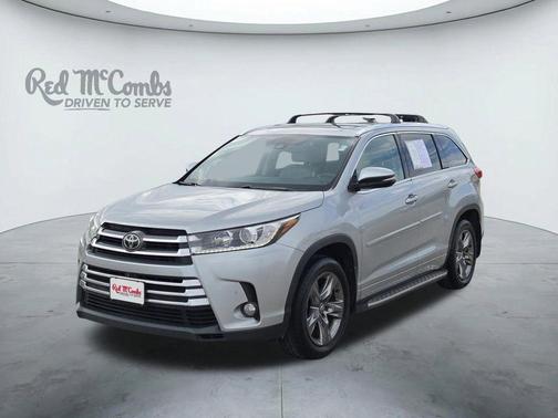 Celestial Silver Metallic 2017 Toyota Highlander Limited Platinum