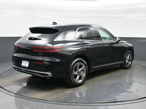 Vik Black 2026 Genesis GV70 2.5T