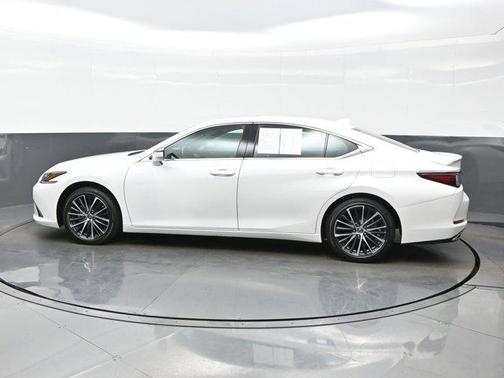 Eminent White Pearl 2024 Lexus ES 350