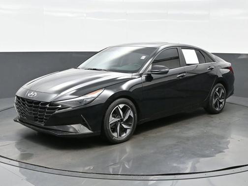 2022 Hyundai ELANTRA Limited