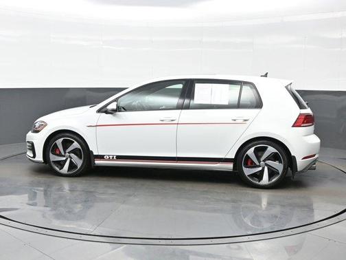 Pure White 2018 Volkswagen Golf GTI 2.0T SE 4-Door