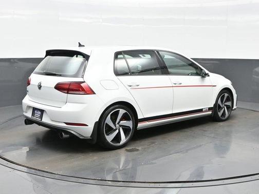 Pure White 2018 Volkswagen Golf GTI 2.0T SE 4-Door