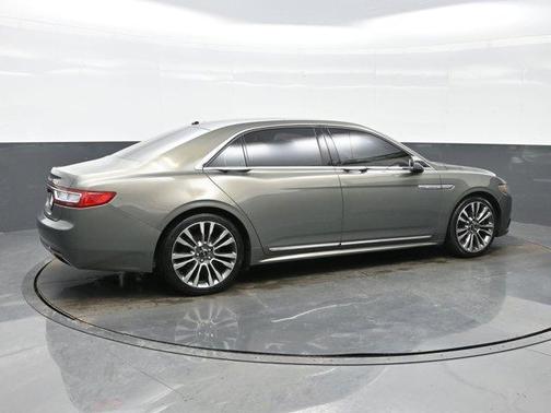 2017 Lincoln Continental Reserve