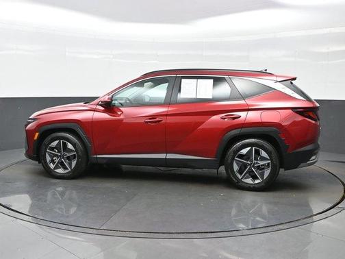 Red 2025 Hyundai TUCSON SEL