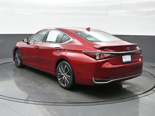 2022 Lexus ES 250 Luxury