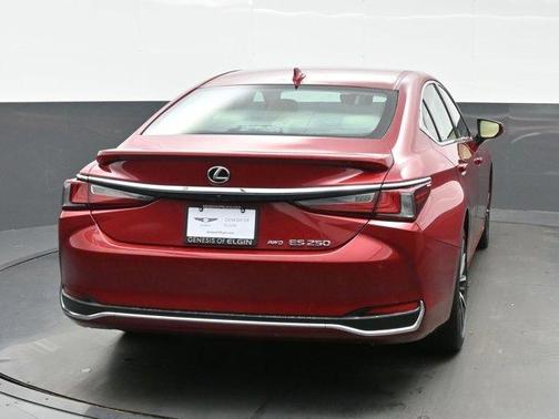 2022 Lexus ES 250 Luxury