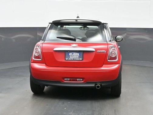 Chili Pepper Red 2013 MINI Hardtop Cooper