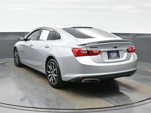 Silver Ice Metallic 2022 Chevrolet Malibu RS