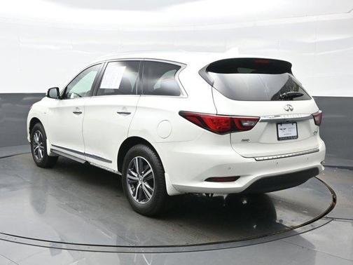 Majestic White 2019 INFINITI QX60 Luxe