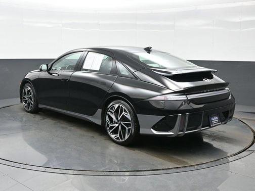 2024 Hyundai IONIQ 6 Limited