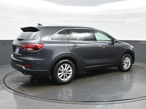 Platinum Graphite 2019 Kia Sorento LX