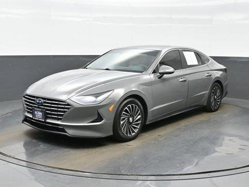 2020 Hyundai SONATA Hybrid Limited