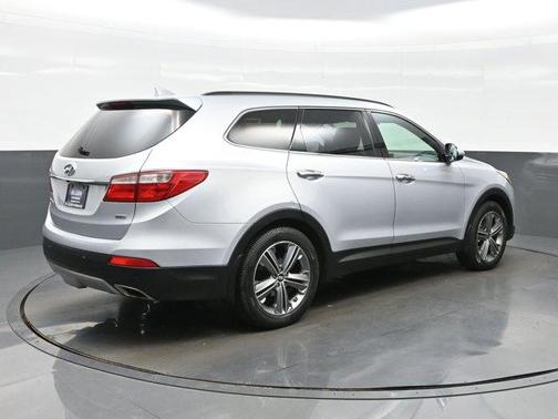 Circuit Silver 2016 Hyundai SANTA FE SE