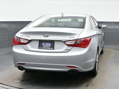 2011 Hyundai SONATA Limited 2.0T
