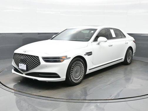 Uyuni White 2020 Genesis G90 3.3T Premium