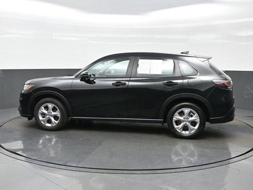 Black 2024 Honda HR-V LX