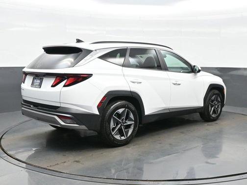 Serenity White Pearl 2026 Hyundai TUCSON SEL