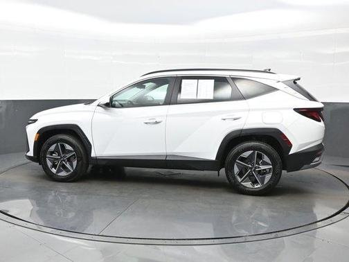 Serenity White Pearl 2026 Hyundai TUCSON SEL