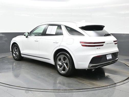 2026 Genesis GV70 2.5T