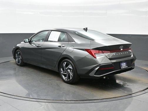 2025 Hyundai ELANTRA HEV Limited