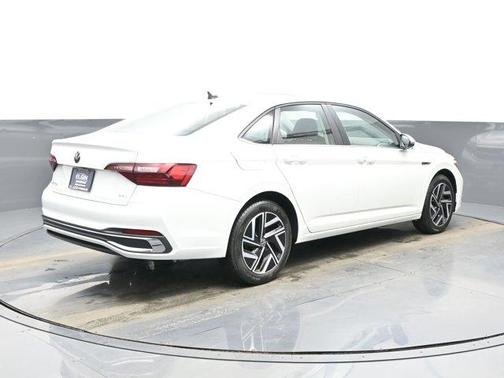 2022 Volkswagen Jetta 1.5T SEL