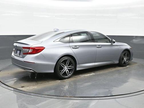 2022 Honda Accord Hybrid Touring