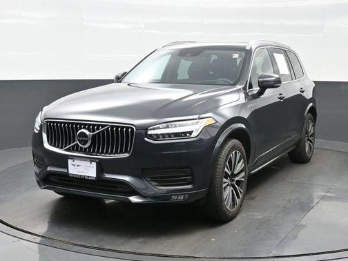 2021 Volvo XC90 T6 Momentum 7 Passenger