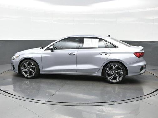 Florett Silver Metallic 2023 Audi A3 Premium